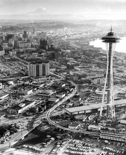 ss-120419-seattle-space-needle-01.today-ss-slide-desktop